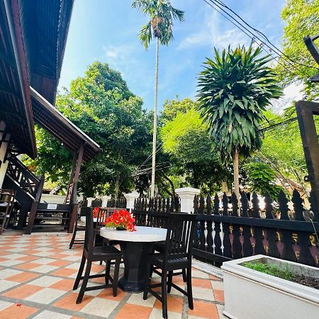 Thatsaphone Hotel Luang Prabang Exterior foto